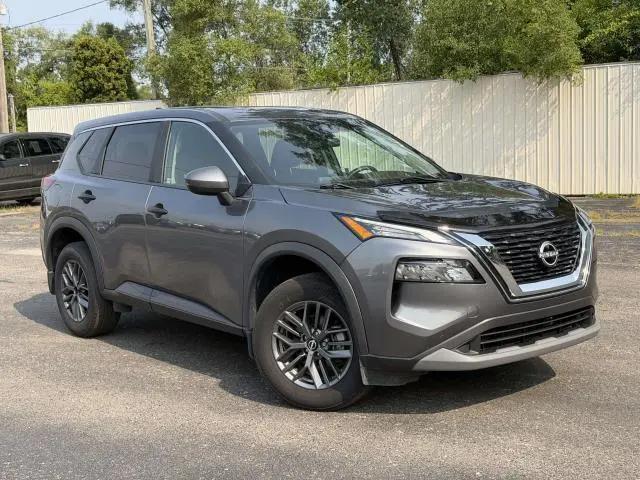 2023 Nissan Rogue S for sale in St Louis, MI