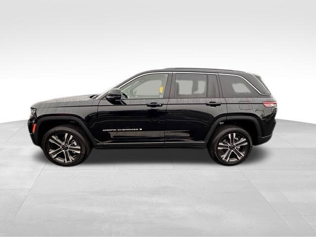 2027 Jeep Grand Cherokee GRAND CHEROKEE LIMITED 4X4