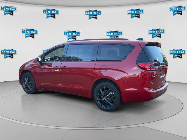 2027 Chrysler Pacifica PACIFICA SELECT AWD 2027 Chrysler Pacifica PACIFICA SELECT AWD