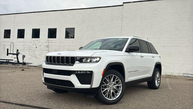 2027 Jeep Grand Cherokee Limited 2027 Jeep Grand Cherokee Limited