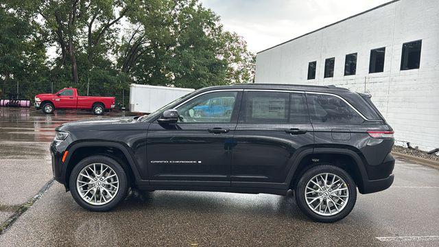 2027 Jeep Grand Cherokee Limited 2027 Jeep Grand Cherokee Limited