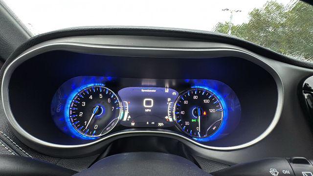 2027 Chrysler Pacifica Select AWD