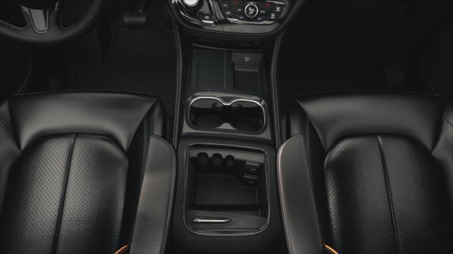 2027 Chrysler Pacifica Limited AWD