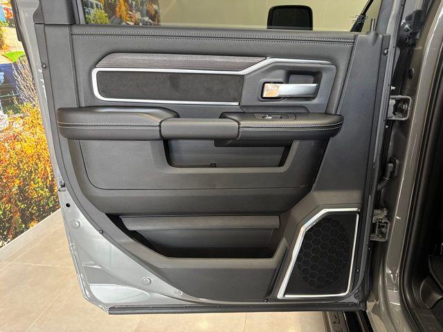 2026 Ram 2500 Laramie Crew Cab 4x4 64 Box