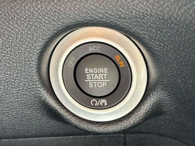 2027 Chrysler Pacifica Select AWD