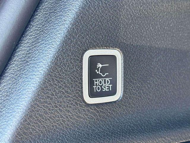 2027 Chrysler Pacifica Select AWD