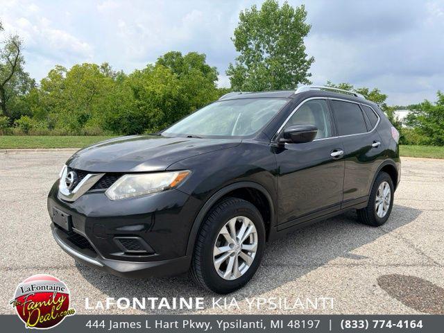 2016 Nissan Rogue SV for sale in Ypsilanti, MI