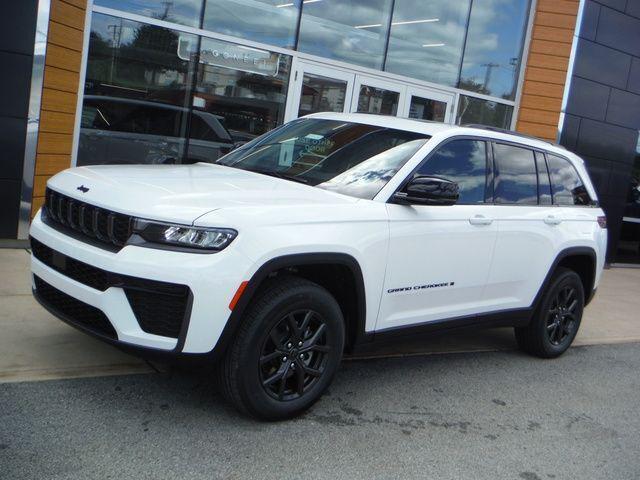 2027 Jeep Grand Cherokee Laredo Altitude 2027 Jeep Grand Cherokee Laredo Altitude