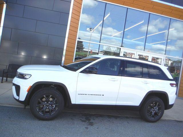 2027 Jeep Grand Cherokee Laredo Altitude 2027 Jeep Grand Cherokee Laredo Altitude