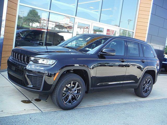 2027 Jeep Grand Cherokee Laredo Altitude 2027 Jeep Grand Cherokee Laredo Altitude