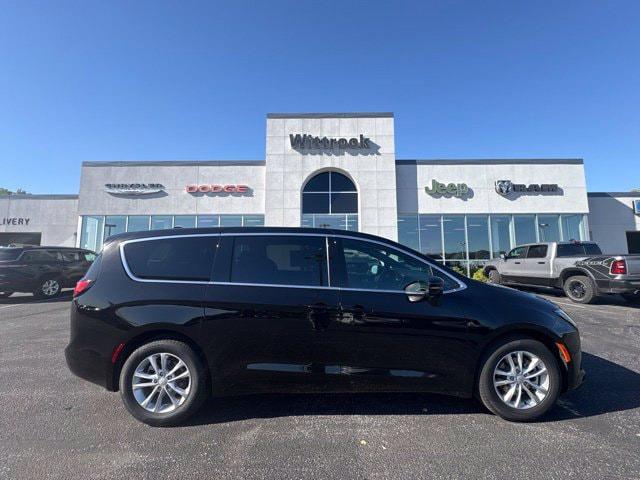 2027 Chrysler Pacifica PACIFICA SELECT