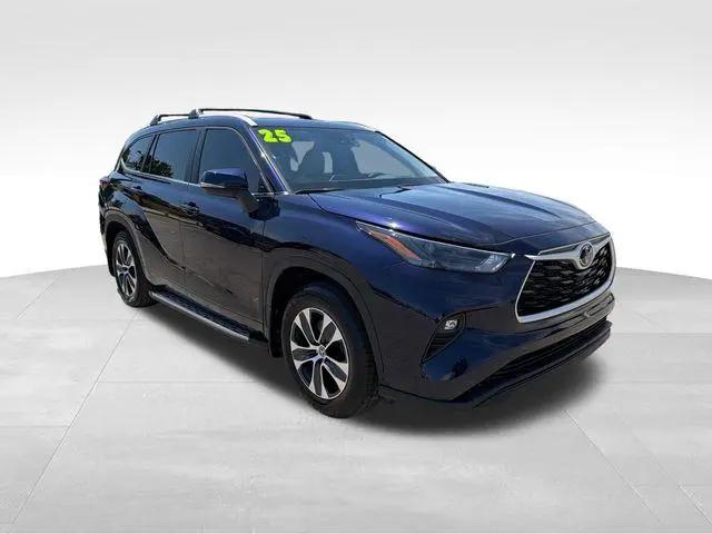 2025 Toyota Highlander XLE for sale in Broken Arrow, OK