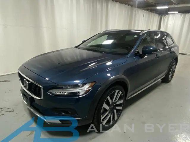 2025 Volvo V90 Cross Country Ultra, B6 AWD Gas (mild hybrid) for sale in Syracuse, NY