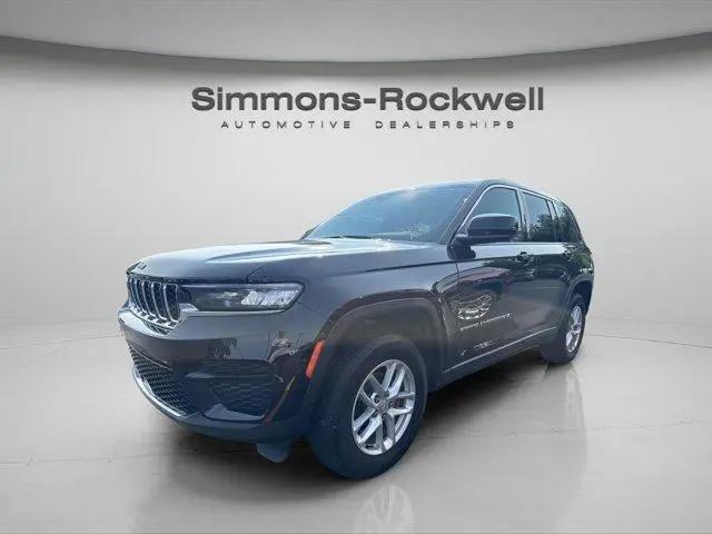 2024 Jeep Grand Cherokee Laredo X 4x4 for sale in Elmira, NY