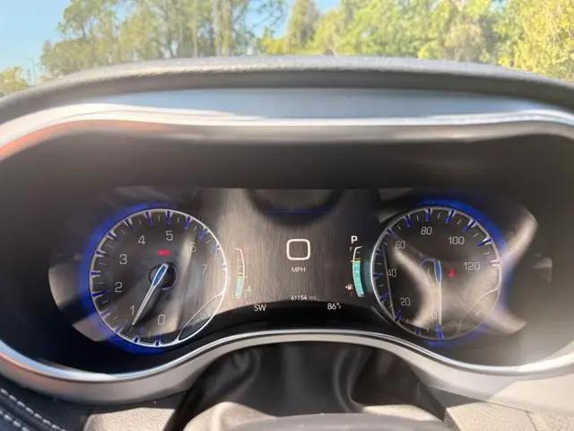 2025 Chrysler Pacifica Limited