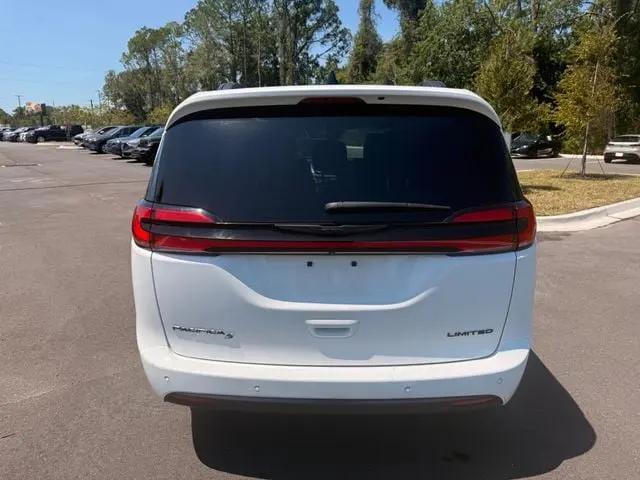 2025 Chrysler Pacifica Limited