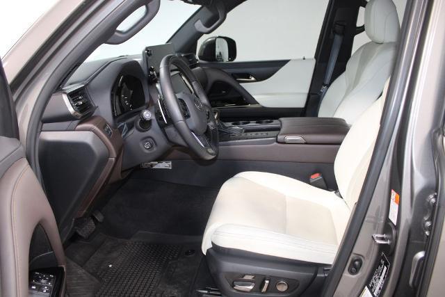 2024 Lexus LX Luxury