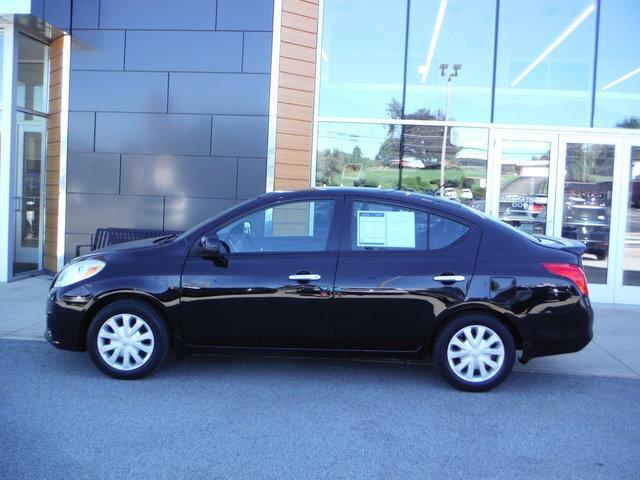 2014 Nissan Versa 1.6 SV