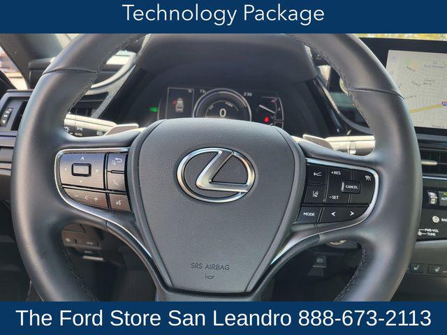 2025 Lexus ES 300h Base