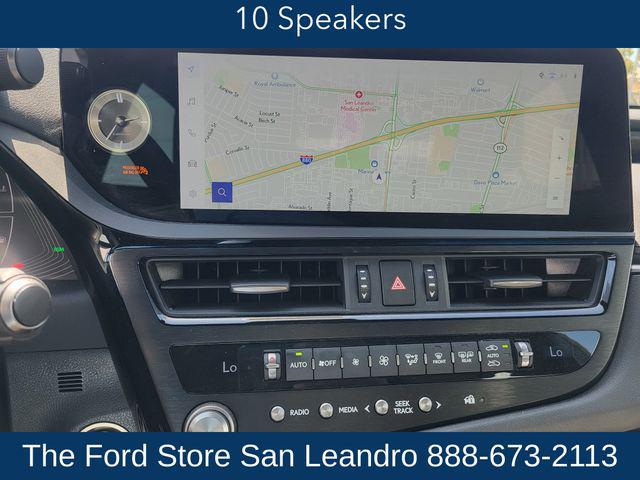 2025 Lexus ES 300h Base
