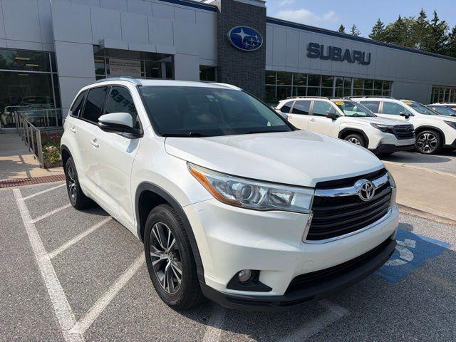 2016 Toyota Highlander XLE V6 for sale in Newtown Square, PA