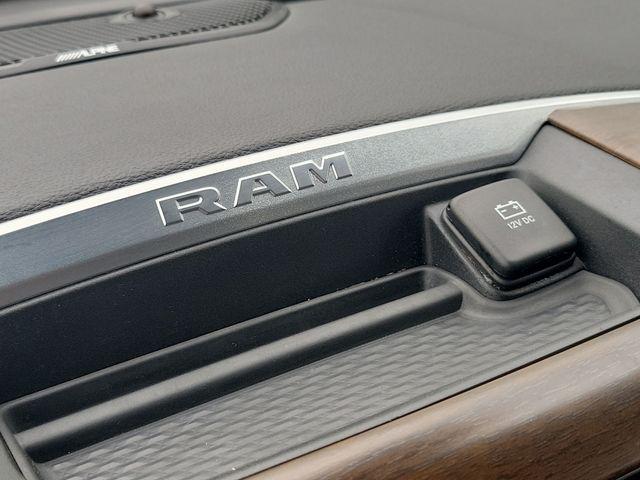 2024 Ram 2500 Laramie Crew Cab 4x4 64 Box
