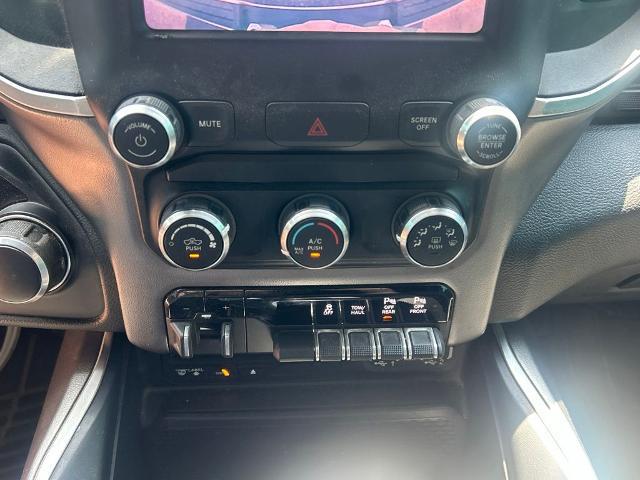 2019 Ram 1500 Big Horn/Lone Star Crew Cab 4x4 5'7" Box