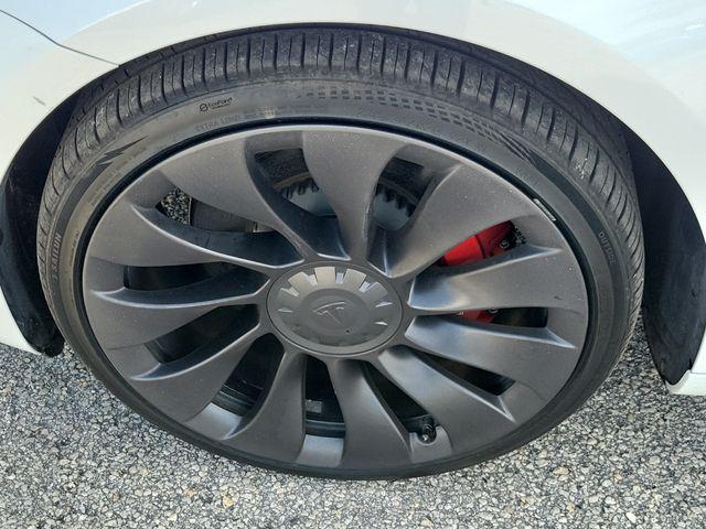 2022 Tesla Model 3 Performance Dual Motor All-Wheel Drive