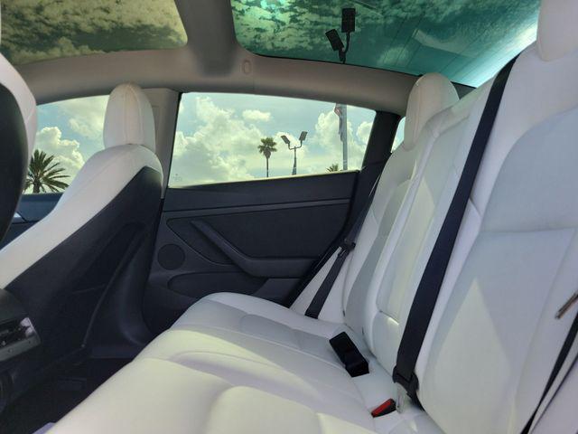 2022 Tesla Model 3 Performance Dual Motor All-Wheel Drive
