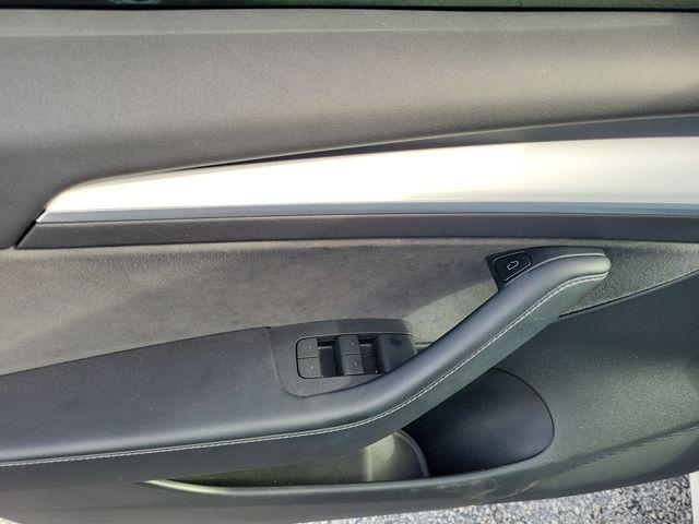2022 Tesla Model 3 Performance Dual Motor All-Wheel Drive