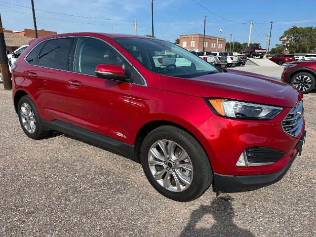 2024 Ford Edge Titanium