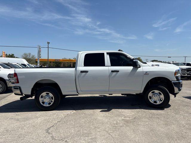 2024 Ram 3500 Tradesman Crew Cab 4x4 64 Box