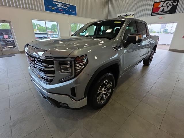 2025 GMC Sierra 1500 4WD Crew Cab Short Box SLT for sale in Sterling Heights, MI