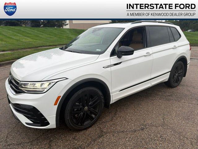 2022 Volkswagen Tiguan 2.0T SE R-Line Black for sale in Miamisburg, OH