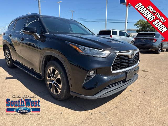 2020 Toyota Highlander XLE for sale in Weatherford, TX