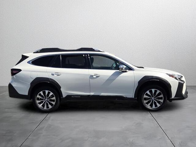 2023 Subaru Outback Touring
