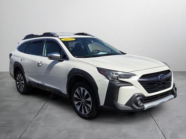 2023 Subaru Outback Touring
