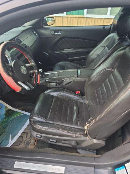 2014 Ford Mustang V6 Premium