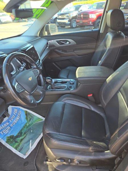 2021 Chevrolet Traverse AWD LT Leather
