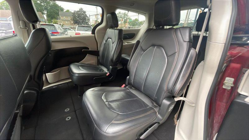 2018 Chrysler Pacifica Touring L