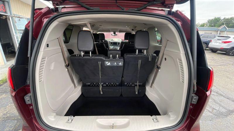 2018 Chrysler Pacifica Touring L