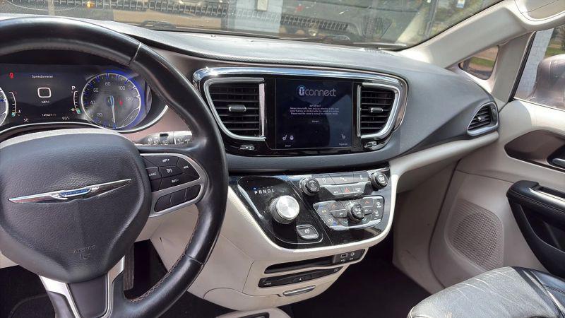 2018 Chrysler Pacifica Touring L Plus