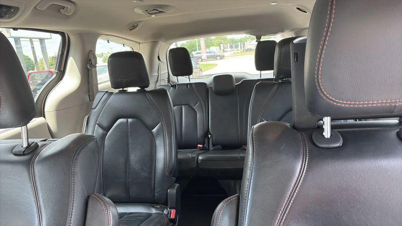 2018 Chrysler Pacifica Touring L Plus