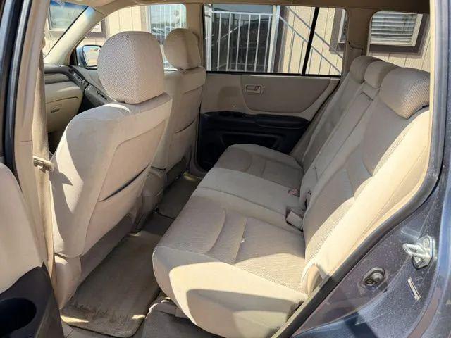 2003 Toyota Highlander Base