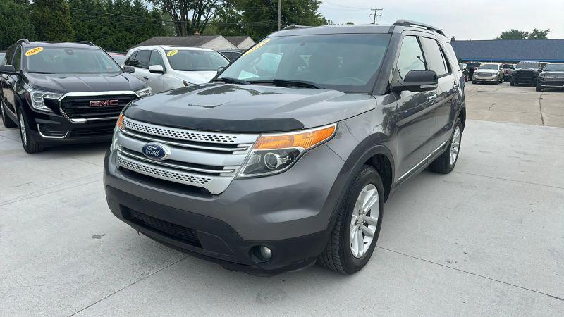 2013 Ford Explorer XLT for sale in Taylor, MI