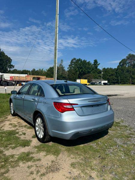 2013 Chrysler 200 Touring