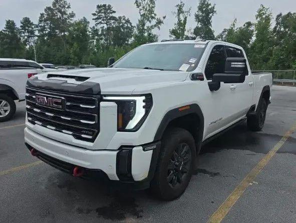 2024 GMC Sierra 2500HD 4WD Crew Cab Standard Bed AT4 for sale in Columbus, OH