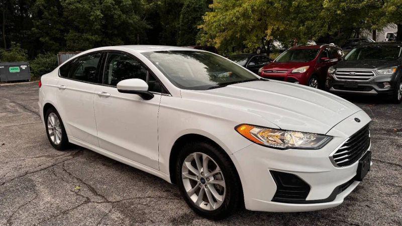 2019 Ford Fusion SE for sale in Saint Charles, MO