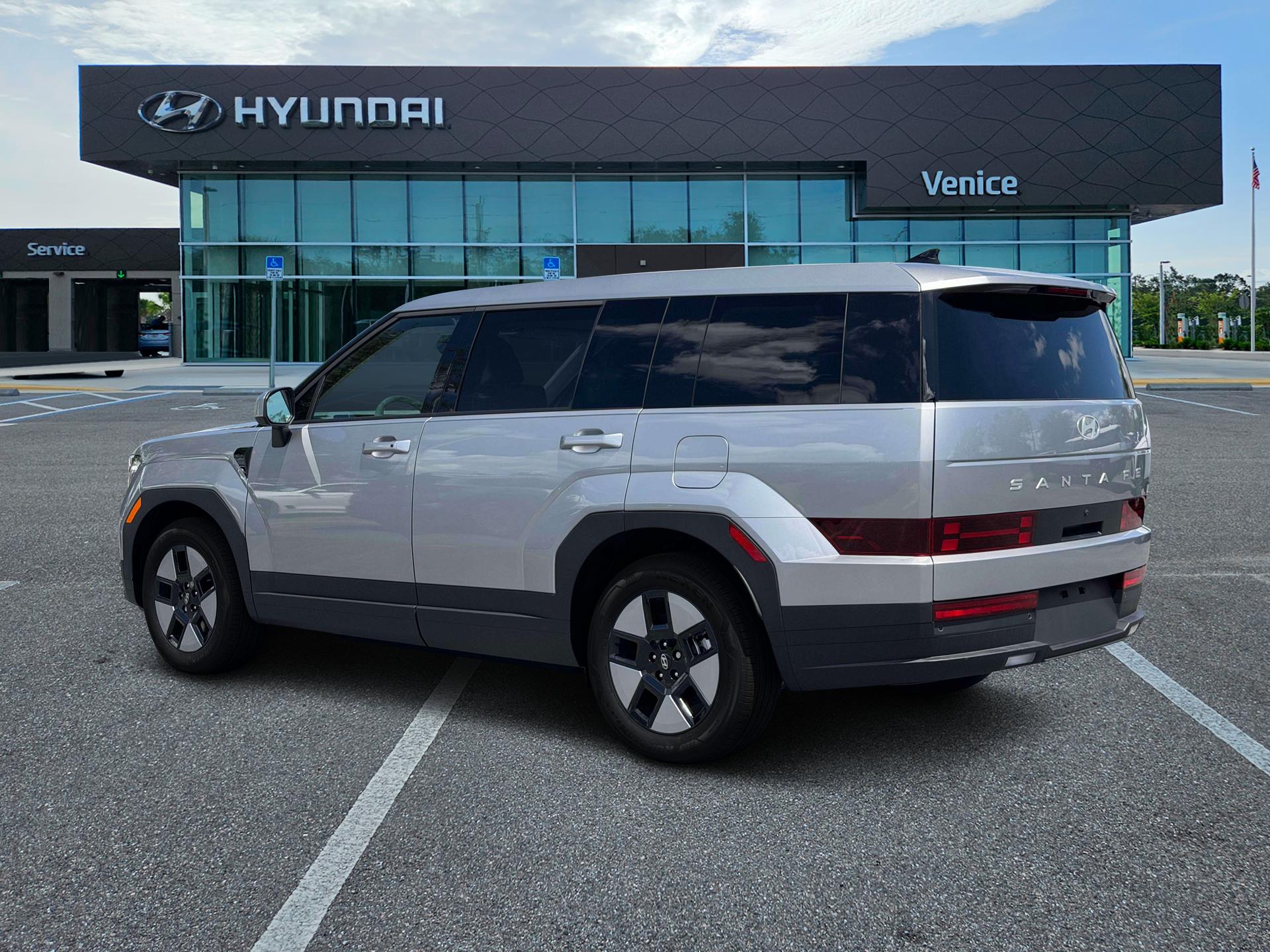 2027 Hyundai SANTA FE HYBRID SE - Image 4