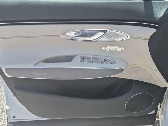 2023 Genesis GV70 2.5T AWD